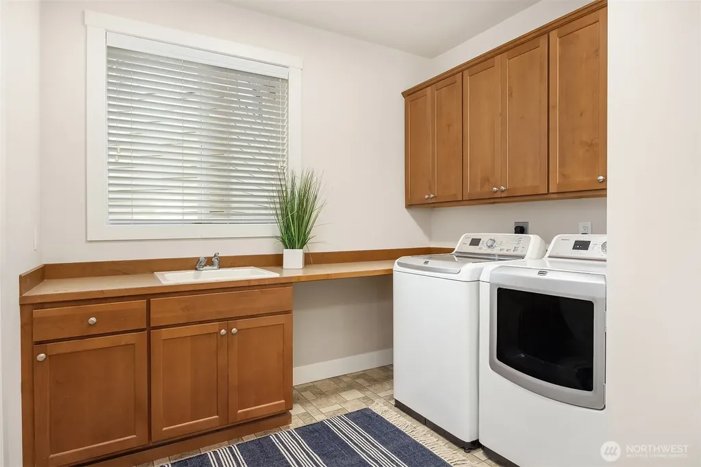 1226 269th Court SE Sammamish WA 98075