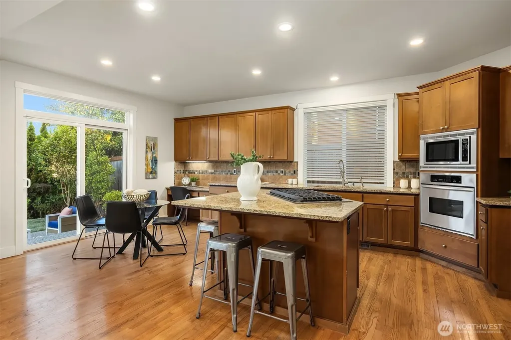 1226 269th Court SE Sammamish WA 98075