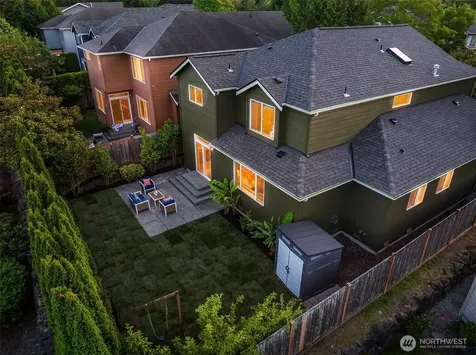 1226 269th Court SE Sammamish WA 98075