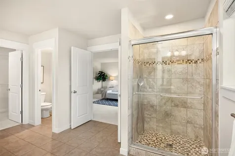 1226 269th Court SE Sammamish WA 98075