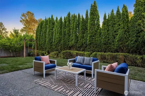 1226 269th Court SE Sammamish WA 98075