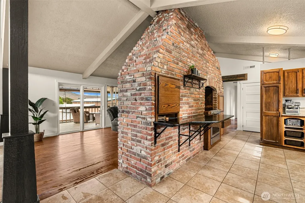 1428 NE Terrace Court East Wenatchee WA 98802