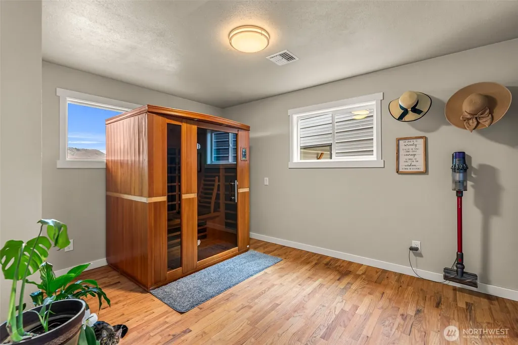 1428 NE Terrace Court East Wenatchee WA 98802