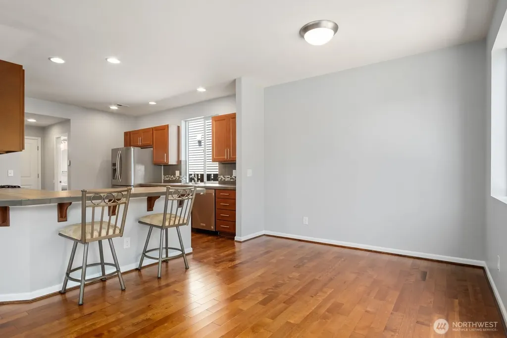 27579 214th Avenue SE Maple Valley WA 98038