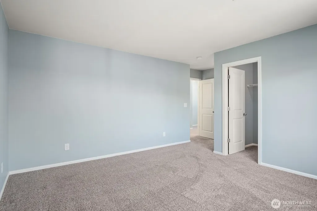 27579 214th Avenue SE Maple Valley WA 98038