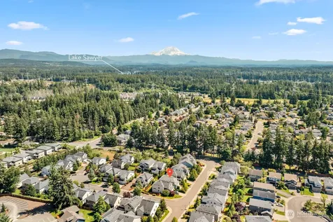 27579 214th Avenue SE Maple Valley WA 98038