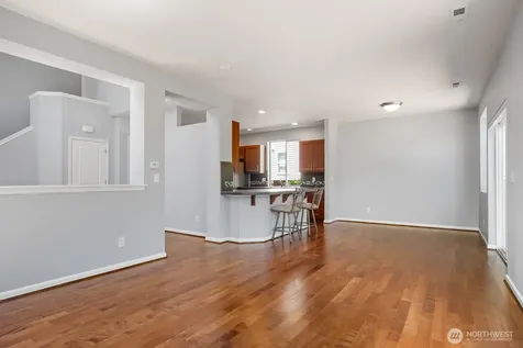 27579 214th Avenue SE Maple Valley WA 98038