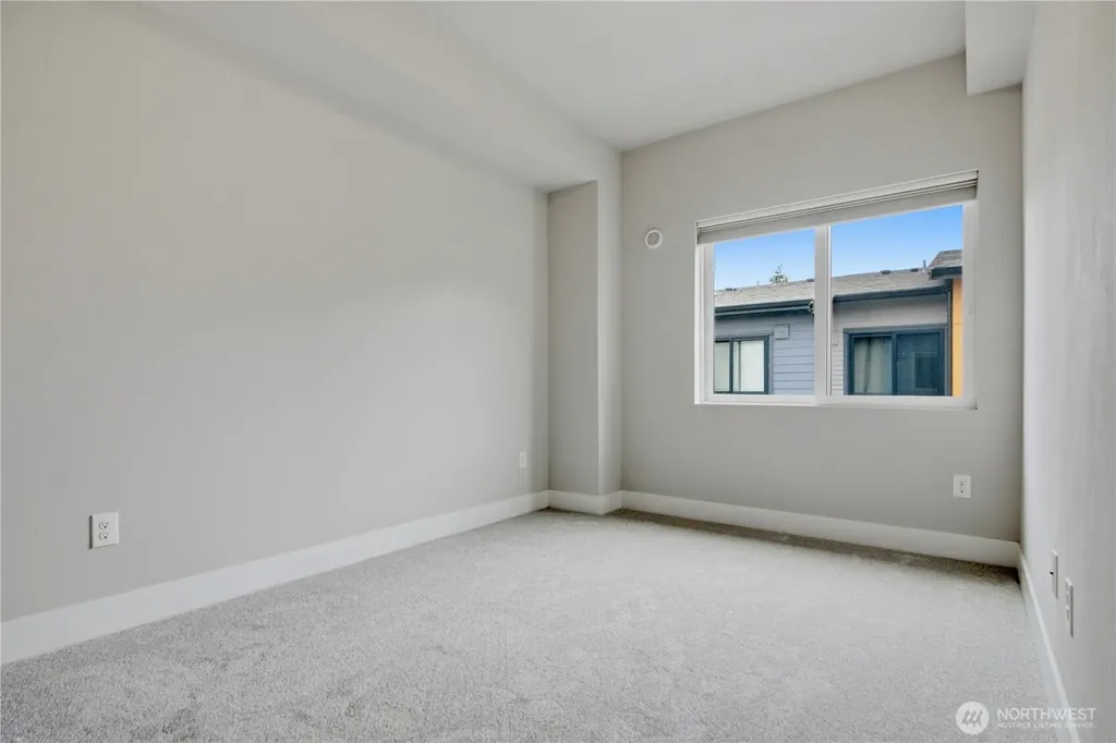 522 Glacier Walk SE Sammamish WA 98074