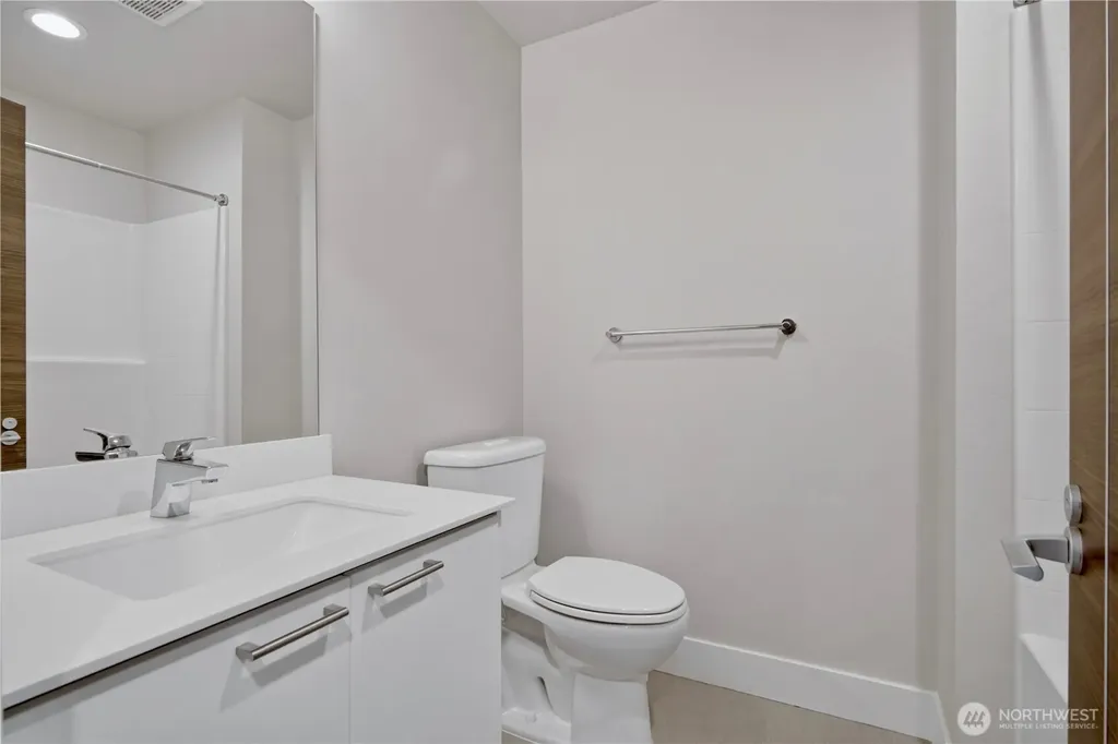 522 Glacier Walk SE Sammamish WA 98074