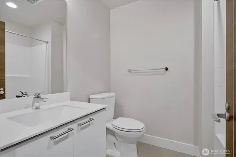 522 Glacier Walk SE Sammamish WA 98074
