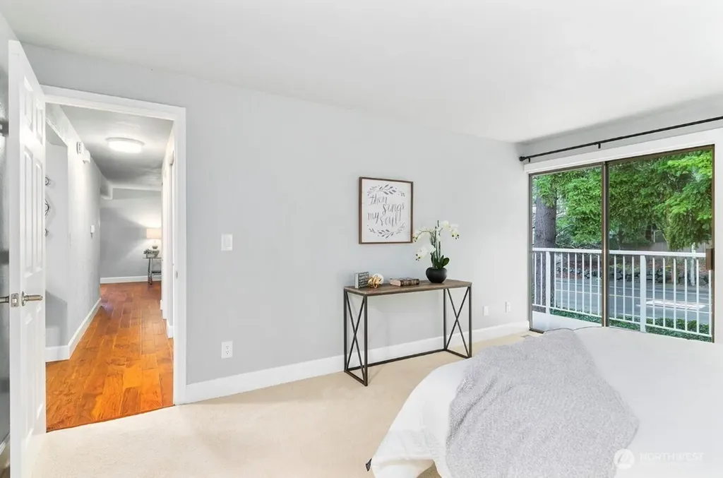 9908 NE 124th Street Kirkland WA 98034