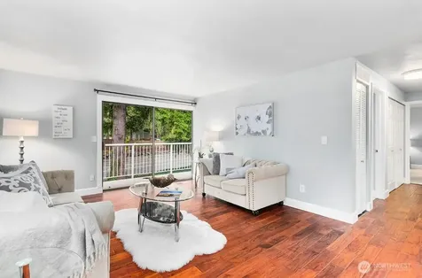9908 NE 124th Street Kirkland WA 98034