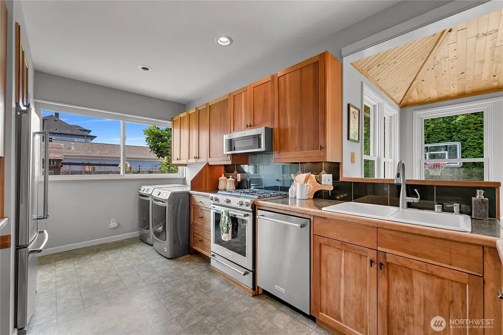 2600 Hampton Place Bellingham WA 98225