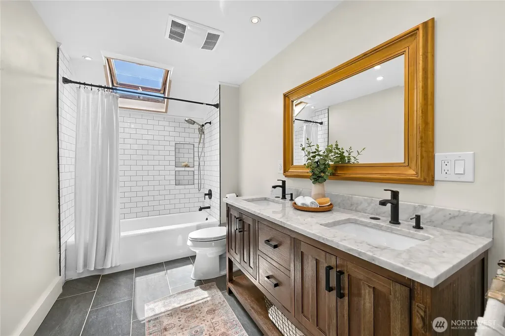 2600 Hampton Place Bellingham WA 98225
