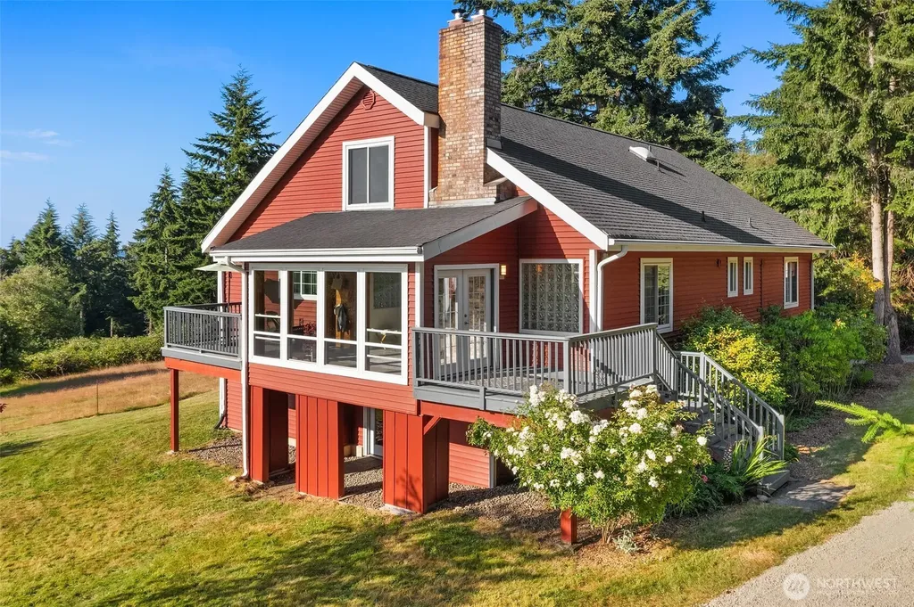 7206 SW 248th Street Vashon WA 98070