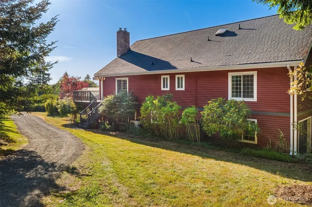 7206 SW 248th Street Vashon WA 98070