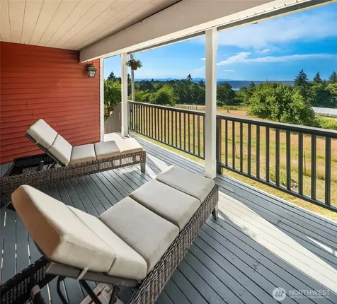 7206 SW 248th Street Vashon WA 98070