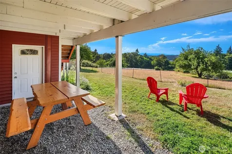 7206 SW 248th Street Vashon WA 98070