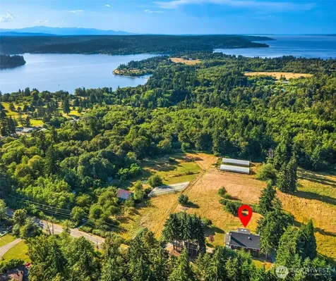 7206 SW 248th Street Vashon WA 98070