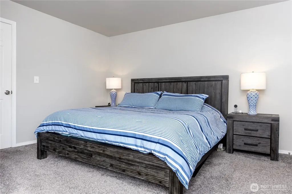 31900 104th SE Auburn WA 98092