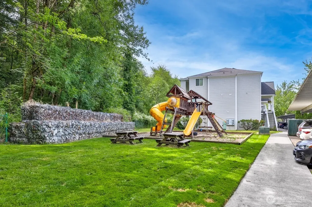 31900 104th SE Auburn WA 98092