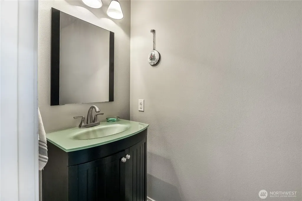 31900 104th SE Auburn WA 98092