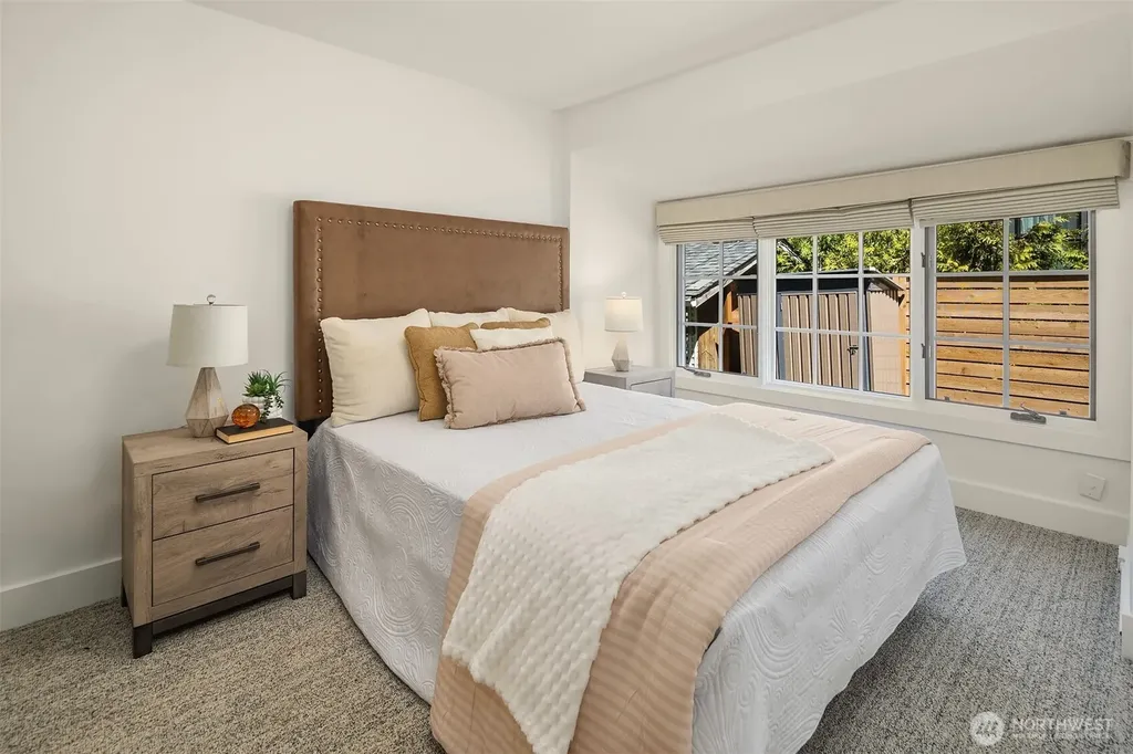 1426 37th Avenue E Seattle WA 98112