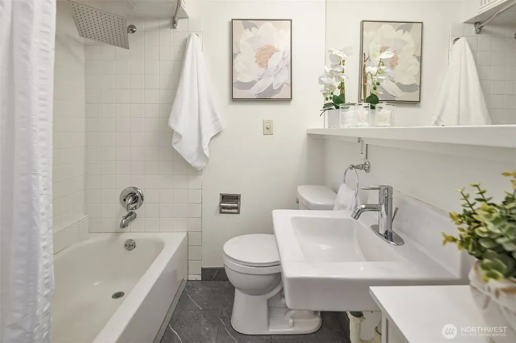 1426 37th Avenue E Seattle WA 98112