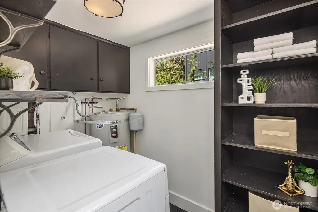 1426 37th Avenue E Seattle WA 98112