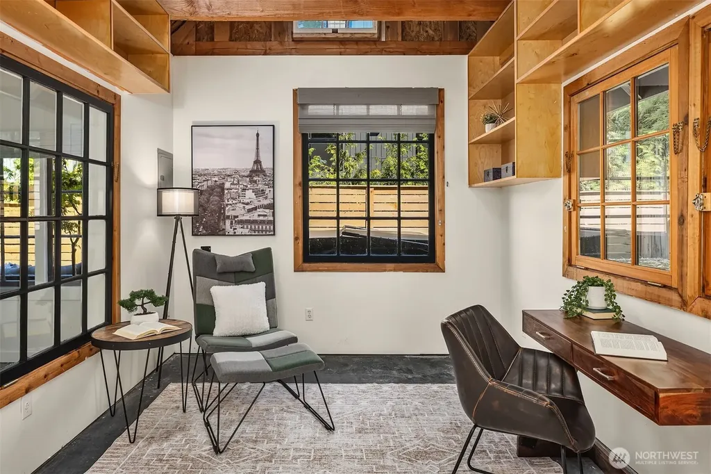 1426 37th Avenue E Seattle WA 98112