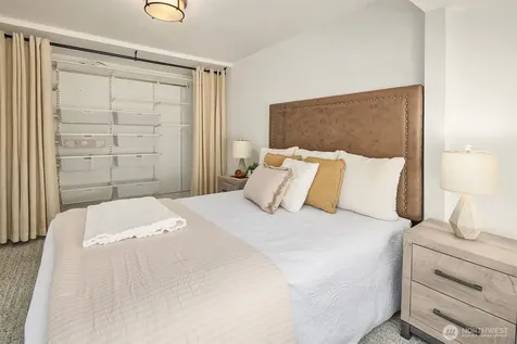 1426 37th Avenue E Seattle WA 98112