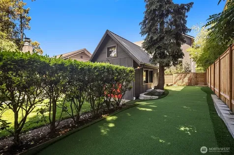 1426 37th Avenue E Seattle WA 98112
