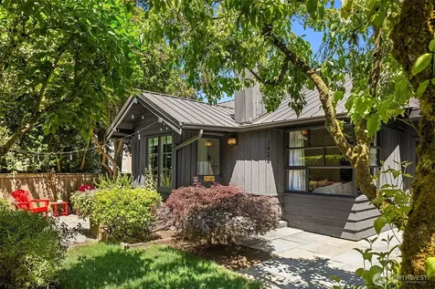 1426 37th Avenue E Seattle WA 98112
