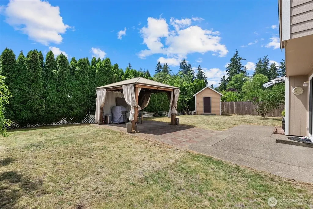 20448 105th Avenue SE Kent WA 98031