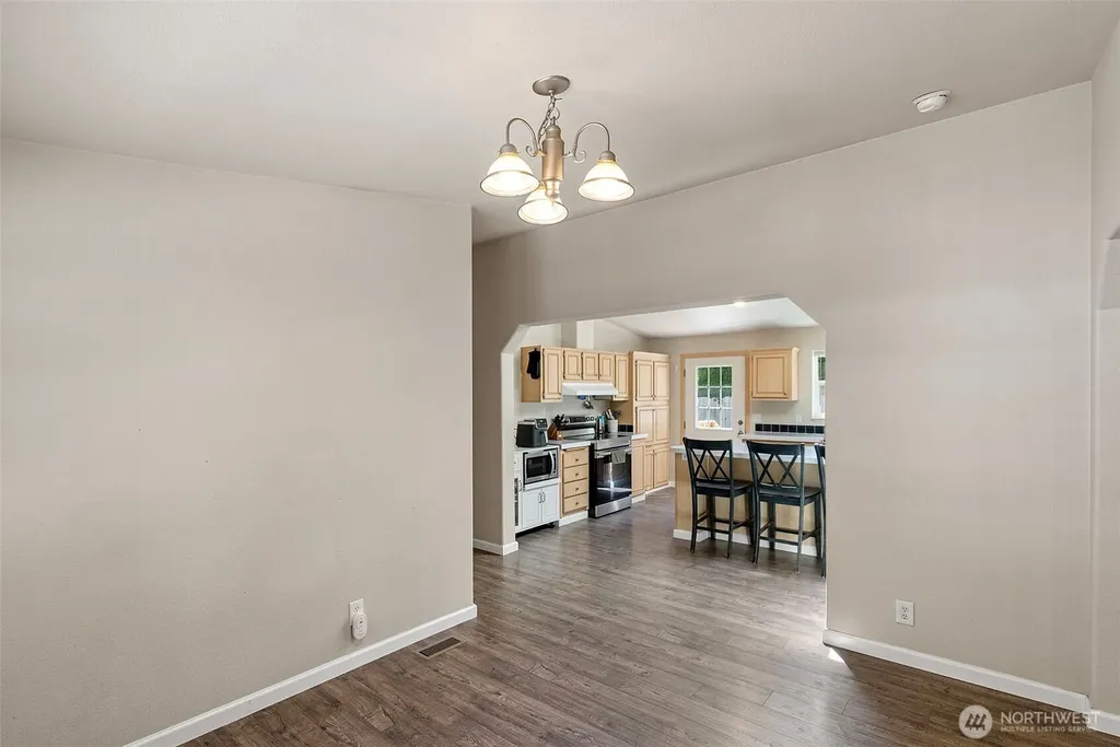 6902 87th Street NW Gig Harbor WA 98332
