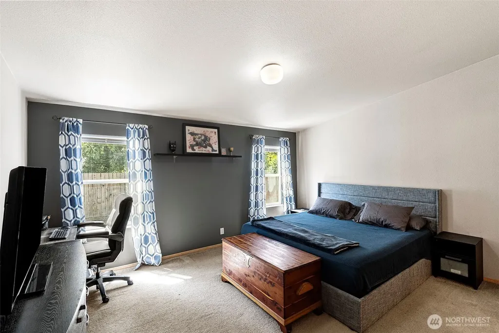 6902 87th Street NW Gig Harbor WA 98332
