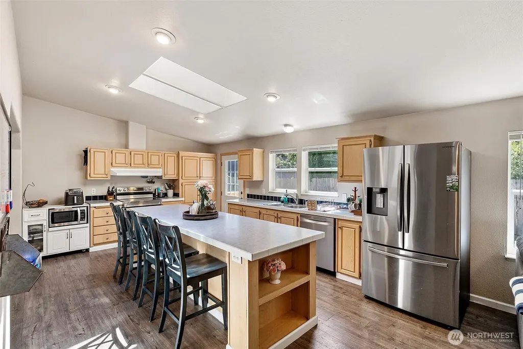 6902 87th Street NW Gig Harbor WA 98332