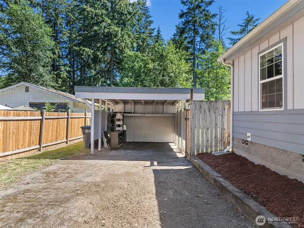 6902 87th Street NW Gig Harbor WA 98332