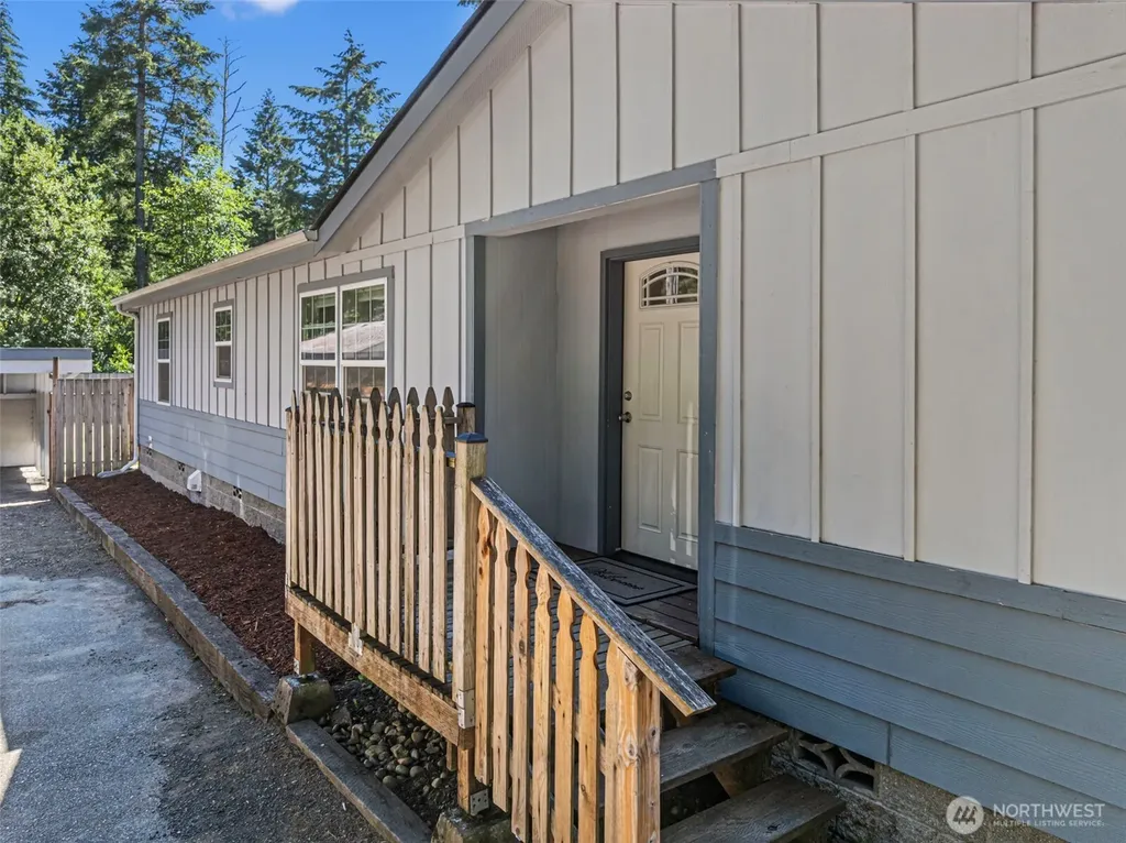6902 87th Street NW Gig Harbor WA 98332