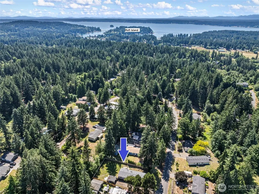6902 87th Street NW Gig Harbor WA 98332