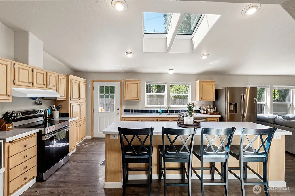6902 87th Street NW Gig Harbor WA 98332