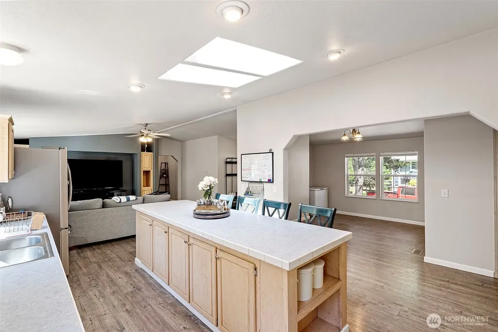 6902 87th Street NW Gig Harbor WA 98332