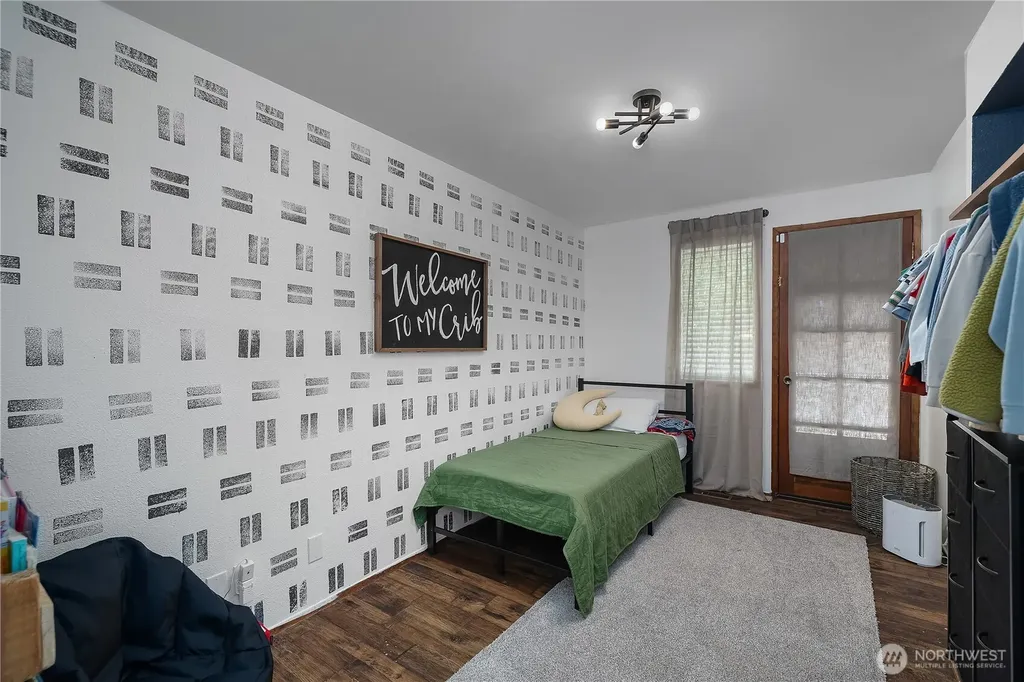 7004 Alderwood Court SE Lacey WA 98503