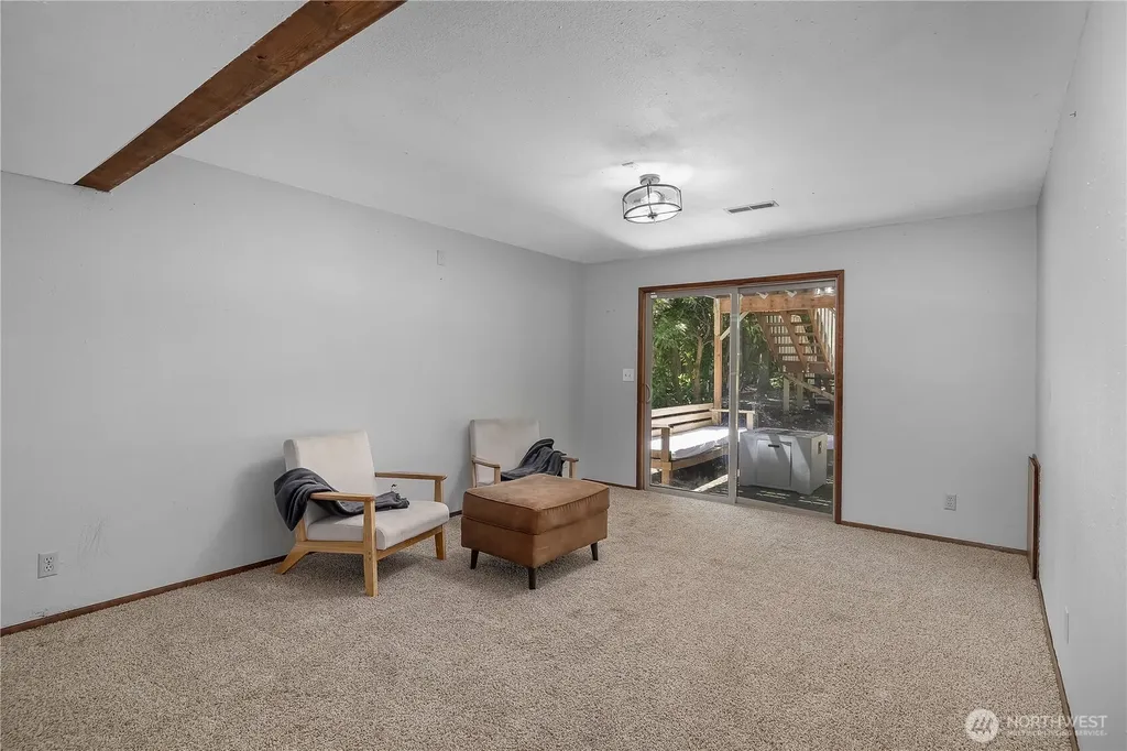 7004 Alderwood Court SE Lacey WA 98503