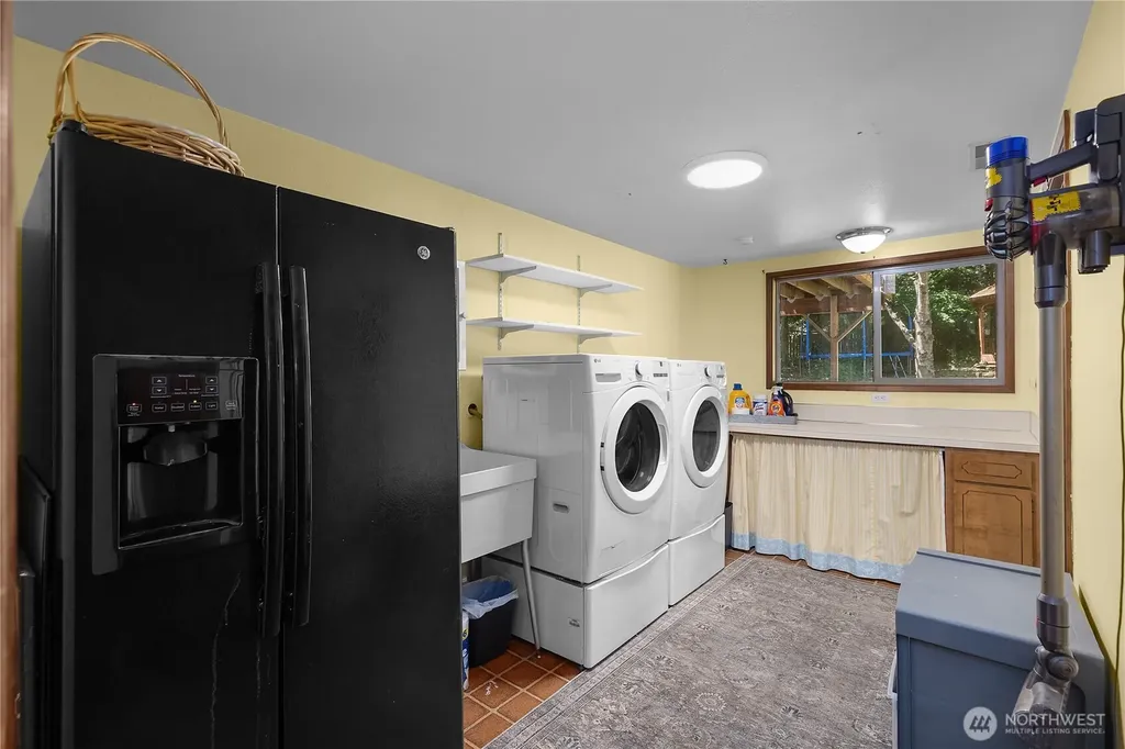 7004 Alderwood Court SE Lacey WA 98503
