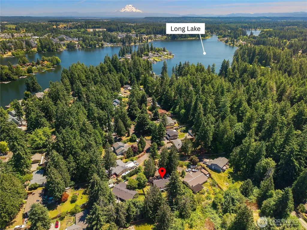 7004 Alderwood Court SE Lacey WA 98503