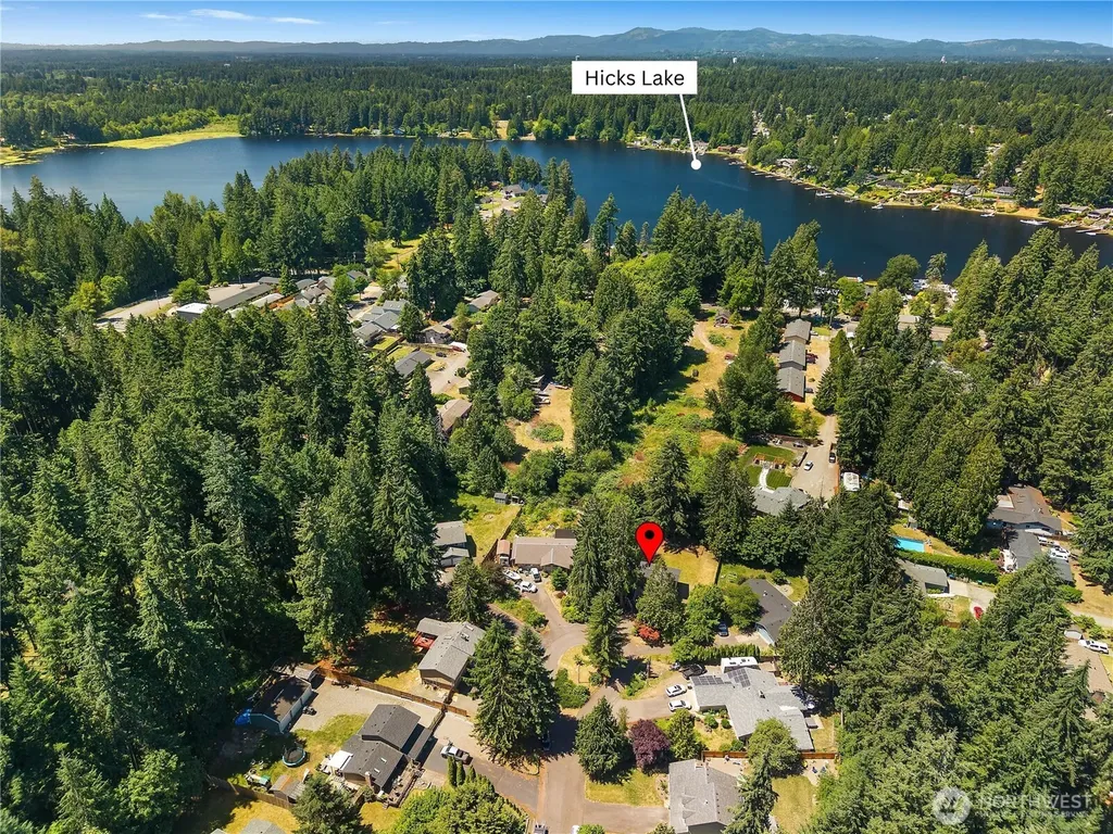 7004 Alderwood Court SE Lacey WA 98503