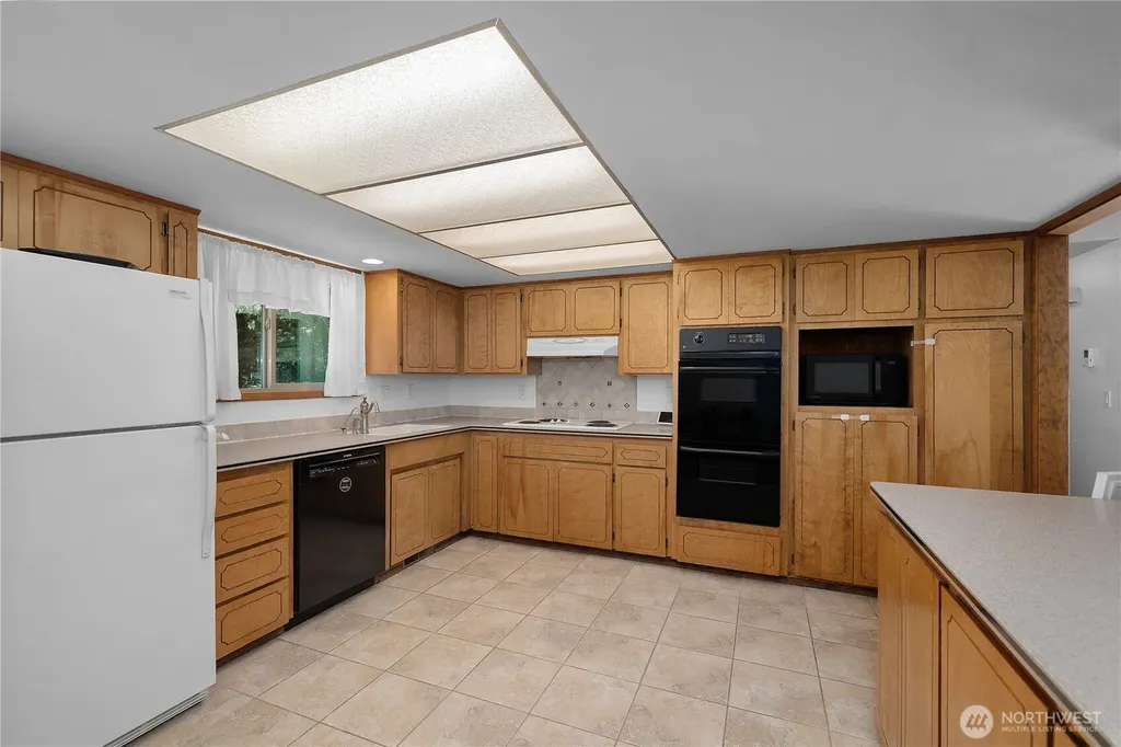 7004 Alderwood Court SE Lacey WA 98503