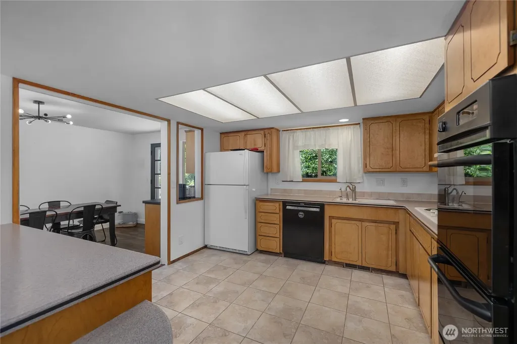 7004 Alderwood Court SE Lacey WA 98503