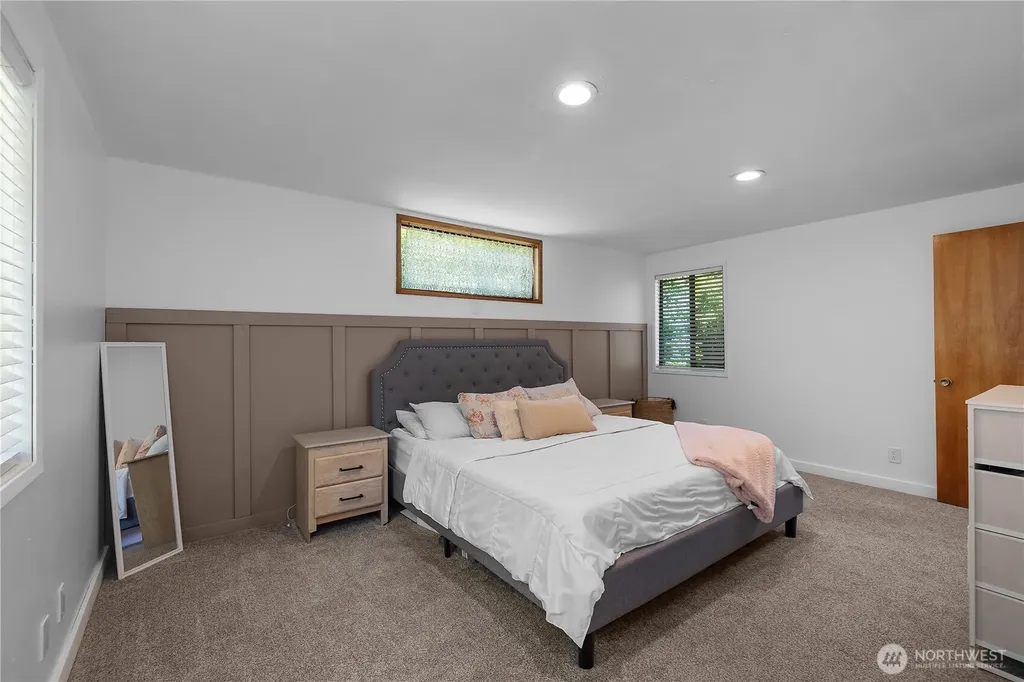 7004 Alderwood Court SE Lacey WA 98503